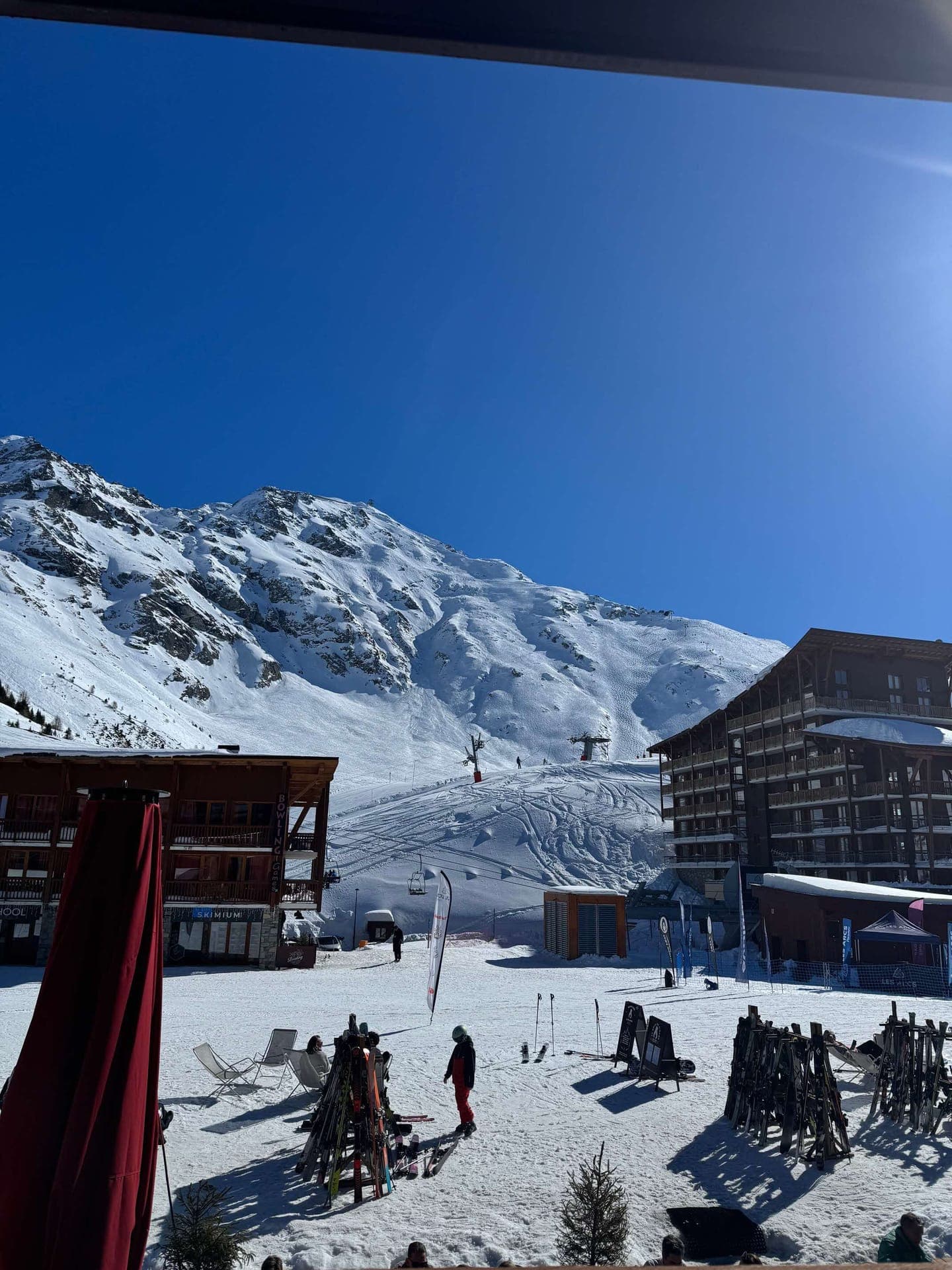 Schneebedeckter Gipfel der Aiguille Rouge